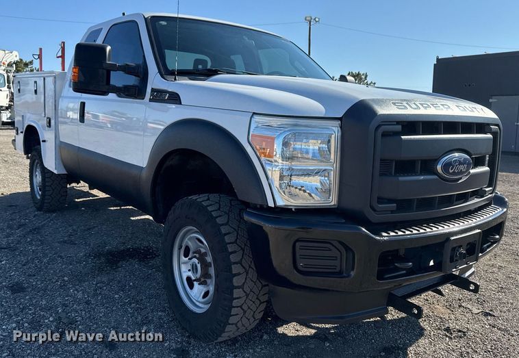 image for item EG2404 2015 Ford F350 Super Duty SuperCab utility bed pickup truck