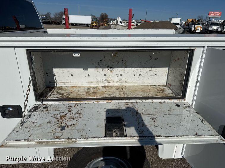 image for item EG2404 2015 Ford F350 Super Duty SuperCab utility bed pickup truck