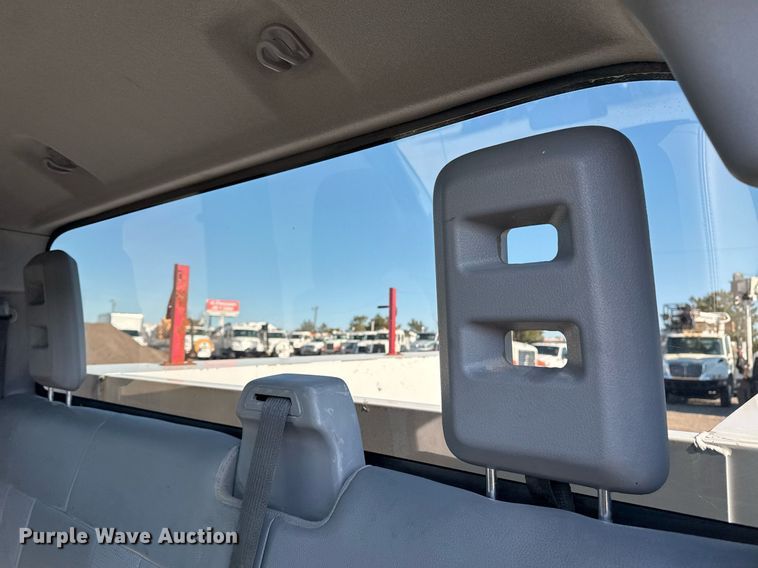 image for item EG2404 2015 Ford F350 Super Duty SuperCab utility bed pickup truck