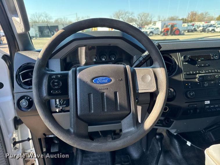 image for item EG2404 2015 Ford F350 Super Duty SuperCab utility bed pickup truck