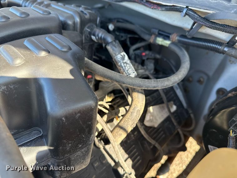 image for item EG2404 2015 Ford F350 Super Duty SuperCab utility bed pickup truck