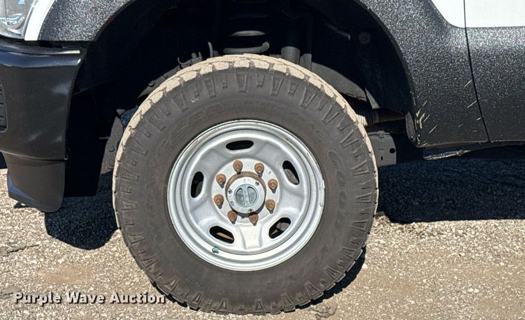 image for item EG2404 2015 Ford F350 Super Duty SuperCab utility bed pickup truck