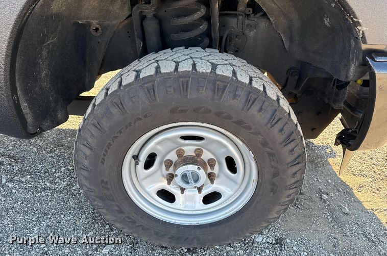 image for item EG2404 2015 Ford F350 Super Duty SuperCab utility bed pickup truck