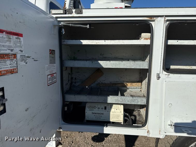 image for item EG2409 2015 Ford F550 Super Duty  SuperCab bucket truck