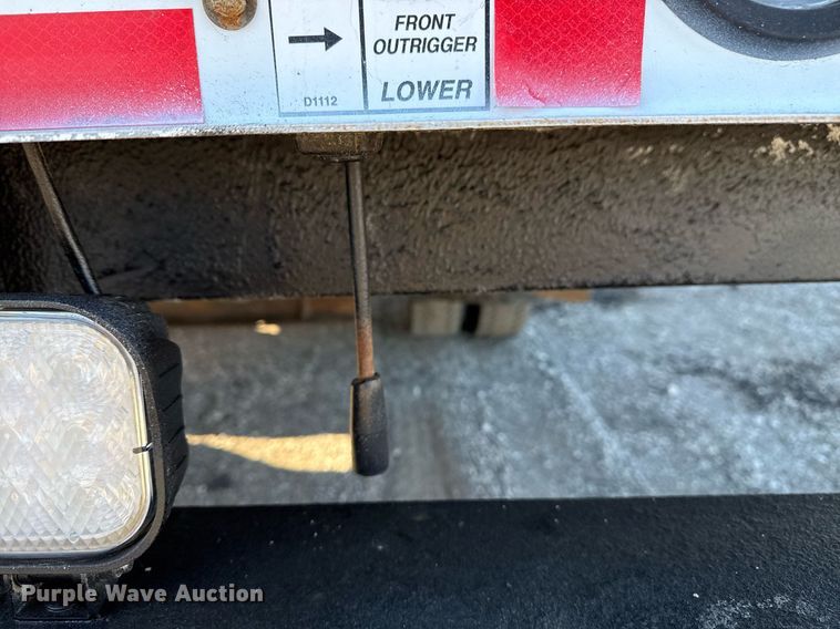 image for item EG2409 2015 Ford F550 Super Duty  SuperCab bucket truck