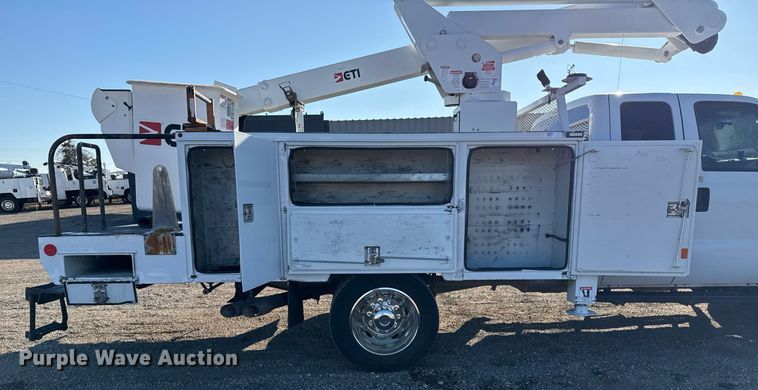 image for item EG2409 2015 Ford F550 Super Duty  SuperCab bucket truck