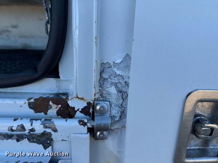 image for item EG2409 2015 Ford F550 Super Duty  SuperCab bucket truck