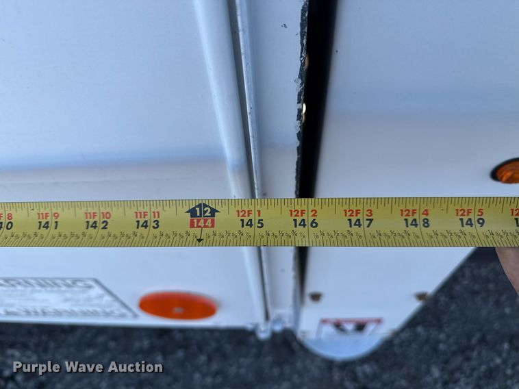 image for item EG2409 2015 Ford F550 Super Duty  SuperCab bucket truck