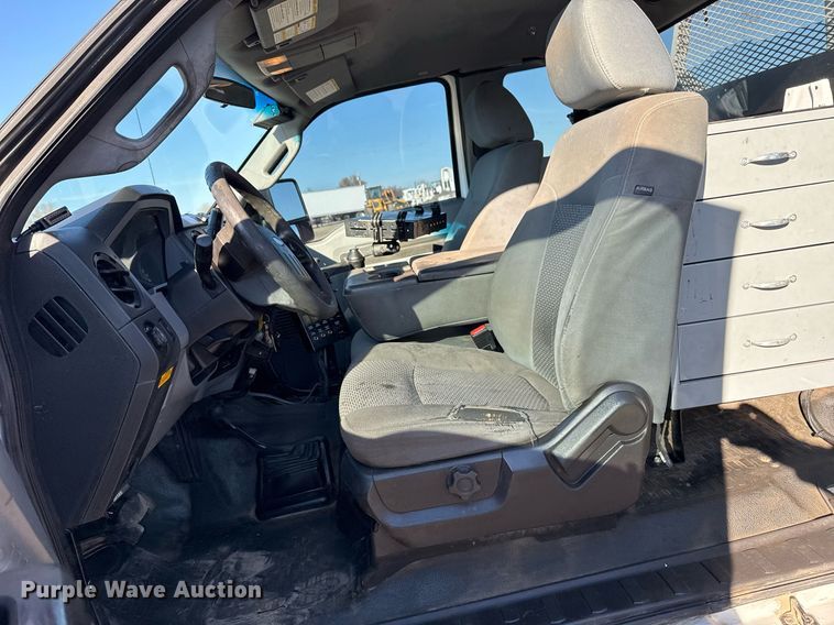 image for item EG2409 2015 Ford F550 Super Duty  SuperCab bucket truck