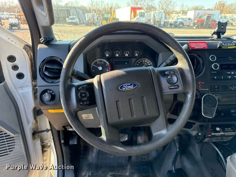 image for item EG2409 2015 Ford F550 Super Duty  SuperCab bucket truck