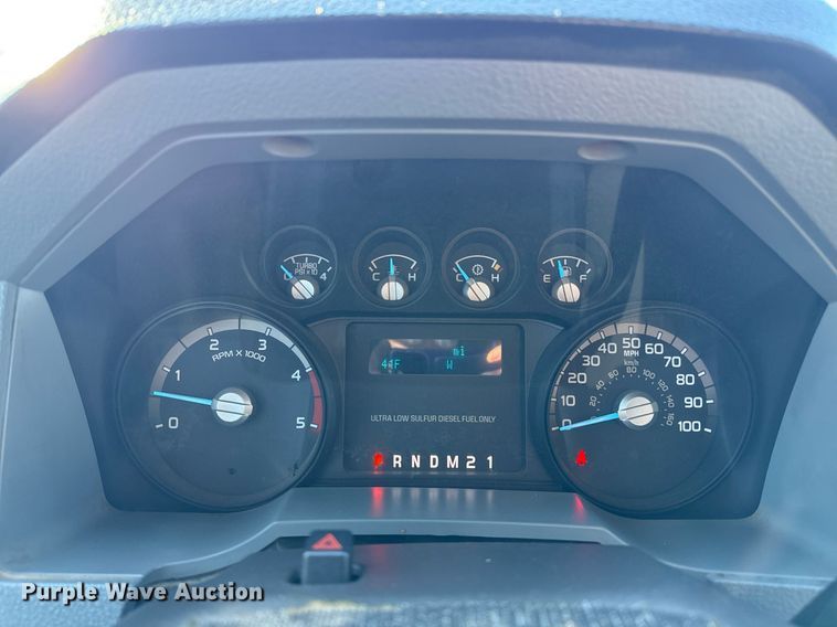 image for item EG2409 2015 Ford F550 Super Duty  SuperCab bucket truck