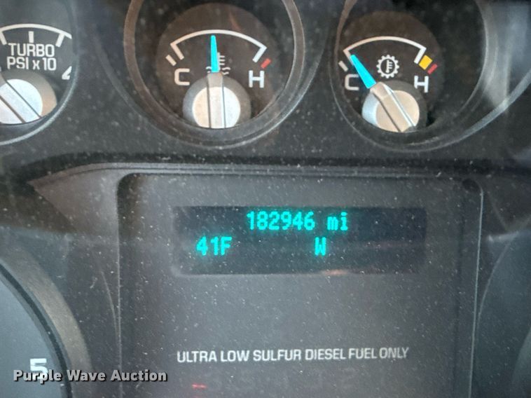 image for item EG2409 2015 Ford F550 Super Duty  SuperCab bucket truck