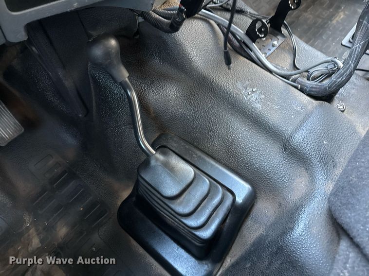 image for item EG2409 2015 Ford F550 Super Duty  SuperCab bucket truck