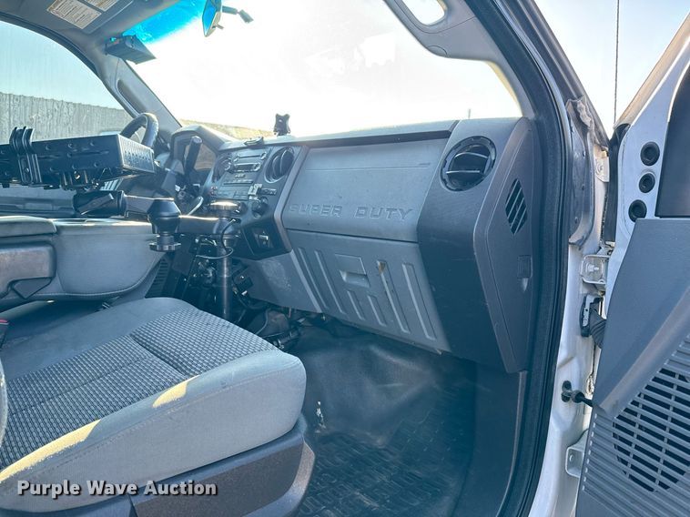 image for item EG2409 2015 Ford F550 Super Duty  SuperCab bucket truck