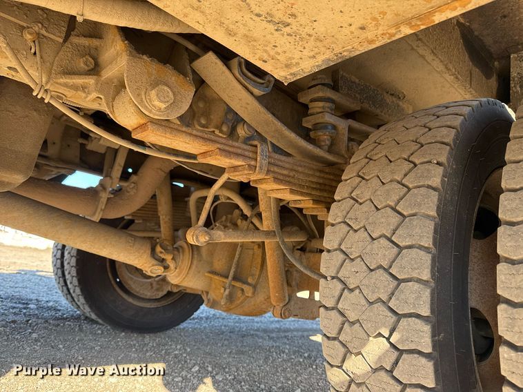 image for item EG2409 2015 Ford F550 Super Duty  SuperCab bucket truck