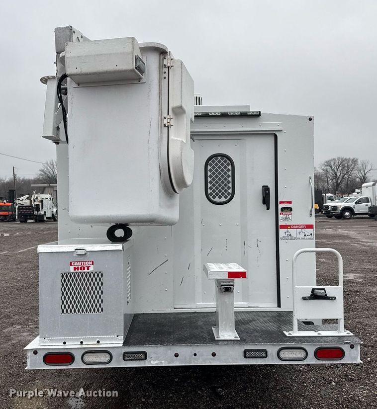image for item EG2415 2022 Ford E350 Super Duty van with bucket lift