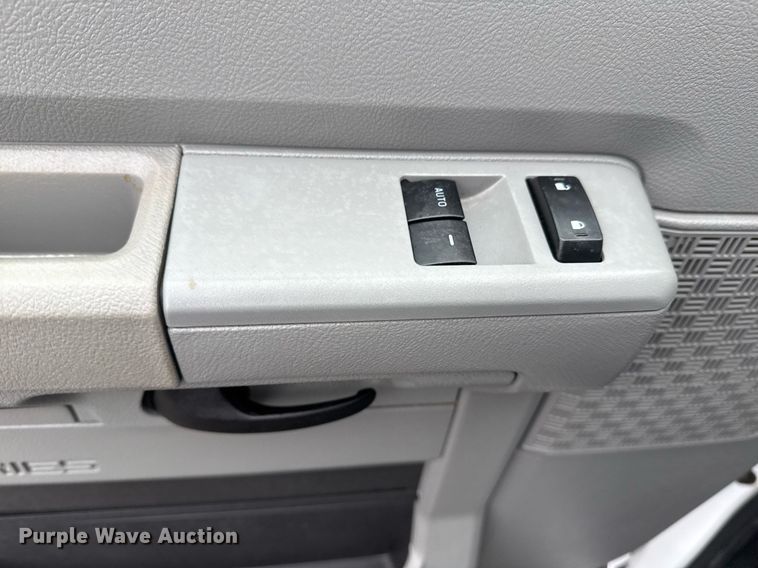 image for item EG2415 2022 Ford E350 Super Duty van with bucket lift