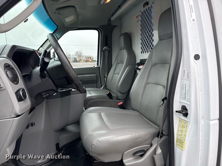 image for item EG2415 2022 Ford E350 Super Duty van with bucket lift