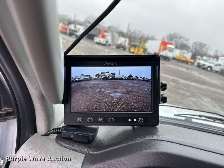 image for item EG2415 2022 Ford E350 Super Duty van with bucket lift