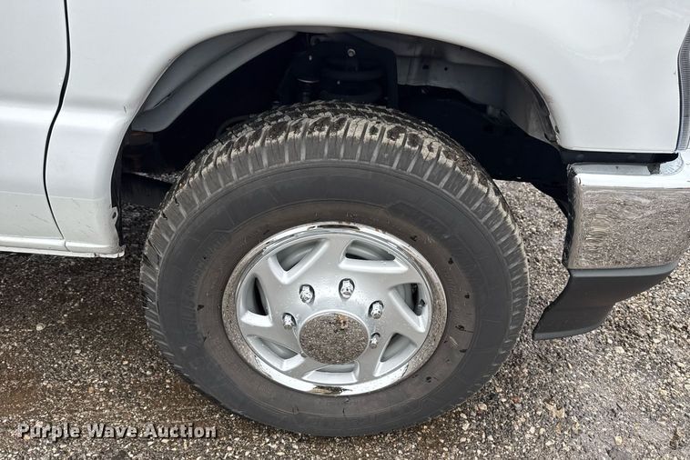 image for item EG2415 2022 Ford E350 Super Duty van with bucket lift