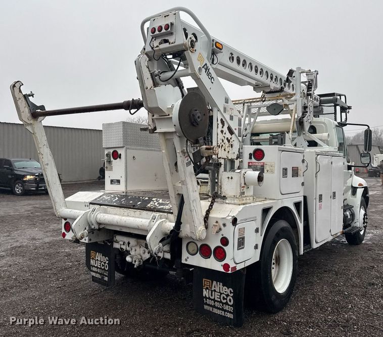 image for item EG2421 2006 International 4300 cable placer bucket truck 