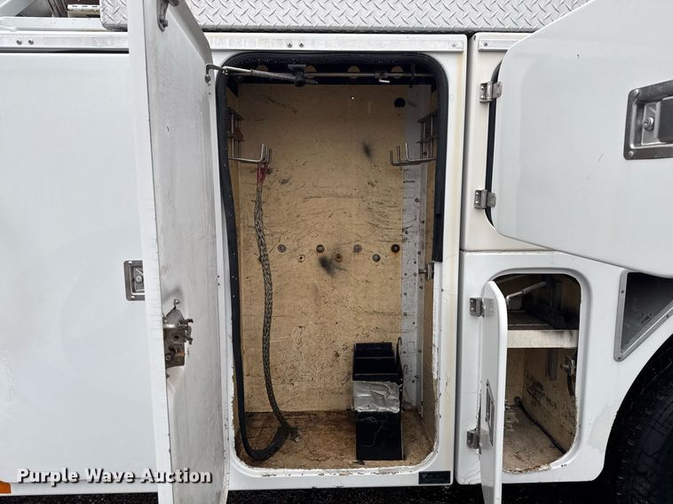 image for item EG2421 2006 International 4300 cable placer bucket truck 