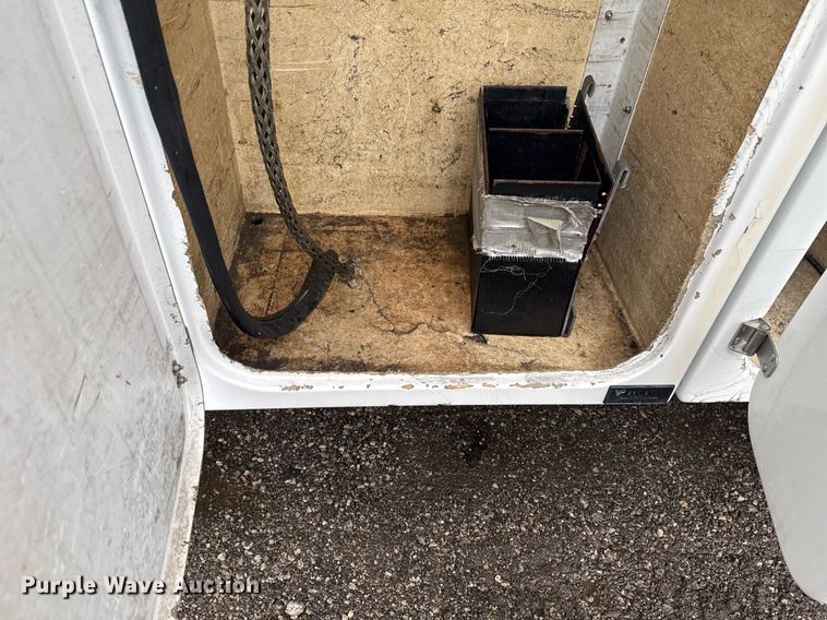 image for item EG2421 2006 International 4300 cable placer bucket truck 