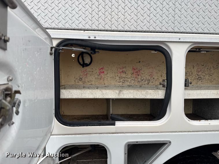 image for item EG2421 2006 International 4300 cable placer bucket truck 