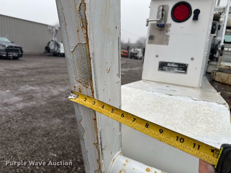 image for item EG2421 2006 International 4300 cable placer bucket truck 