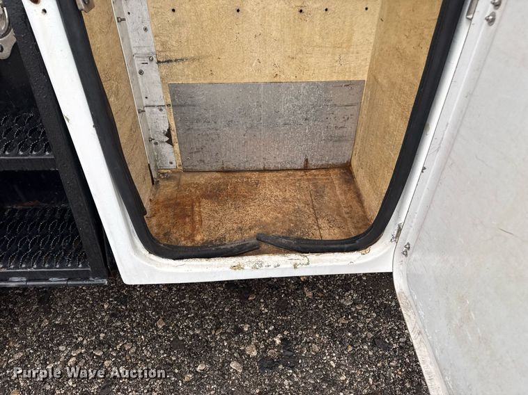 image for item EG2421 2006 International 4300 cable placer bucket truck 