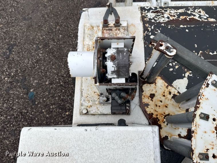 image for item EG2421 2006 International 4300 cable placer bucket truck 