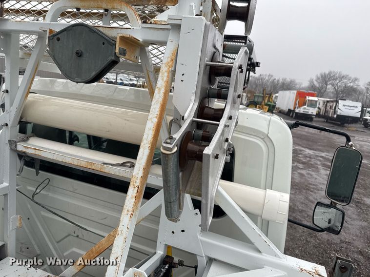 image for item EG2421 2006 International 4300 cable placer bucket truck 