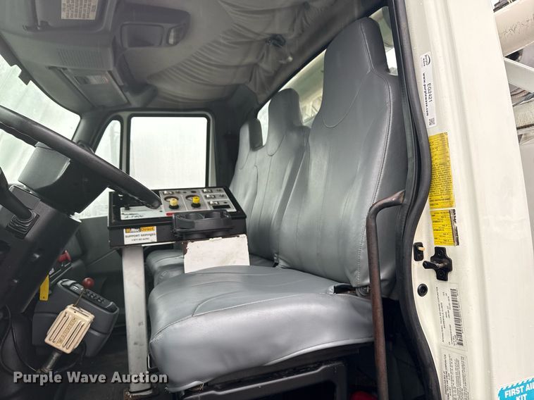 image for item EG2421 2006 International 4300 cable placer bucket truck 