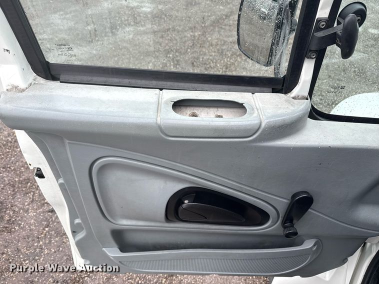 image for item EG2421 2006 International 4300 cable placer bucket truck 