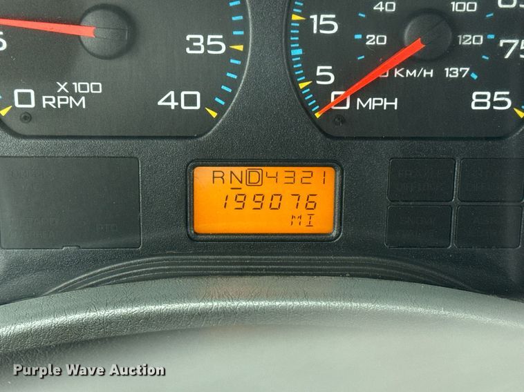 image for item EG2421 2006 International 4300 cable placer bucket truck 