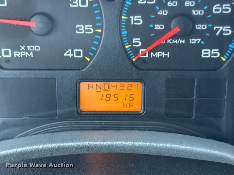 image for item EG2421 2006 International 4300 cable placer bucket truck 