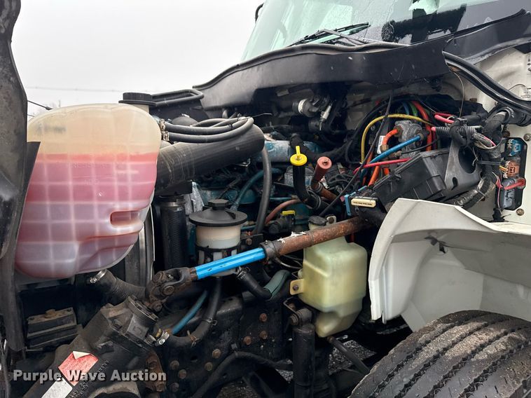 image for item EG2421 2006 International 4300 cable placer bucket truck 