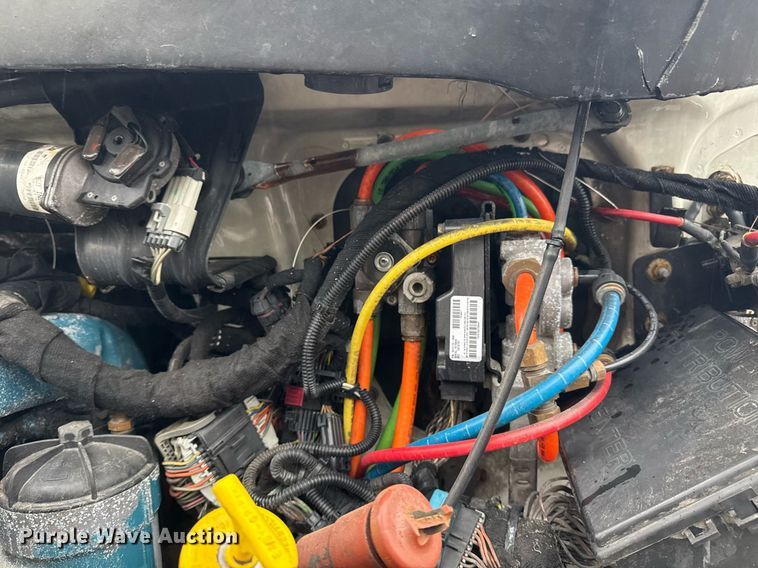 image for item EG2421 2006 International 4300 cable placer bucket truck 