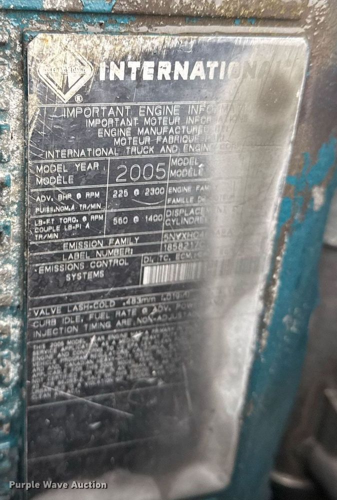 image for item EG2421 2006 International 4300 cable placer bucket truck 