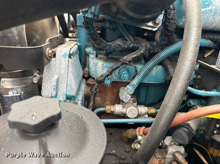 image for item EG2421 2006 International 4300 cable placer bucket truck 