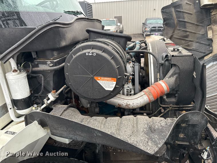 image for item EG2421 2006 International 4300 cable placer bucket truck 