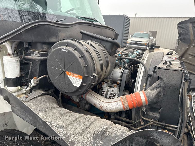 image for item EG2421 2006 International 4300 cable placer bucket truck 