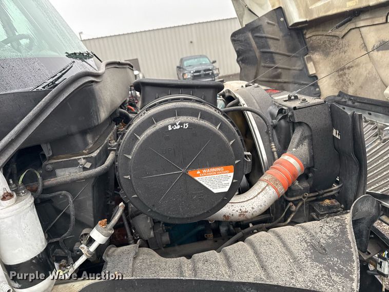 image for item EG2421 2006 International 4300 cable placer bucket truck 