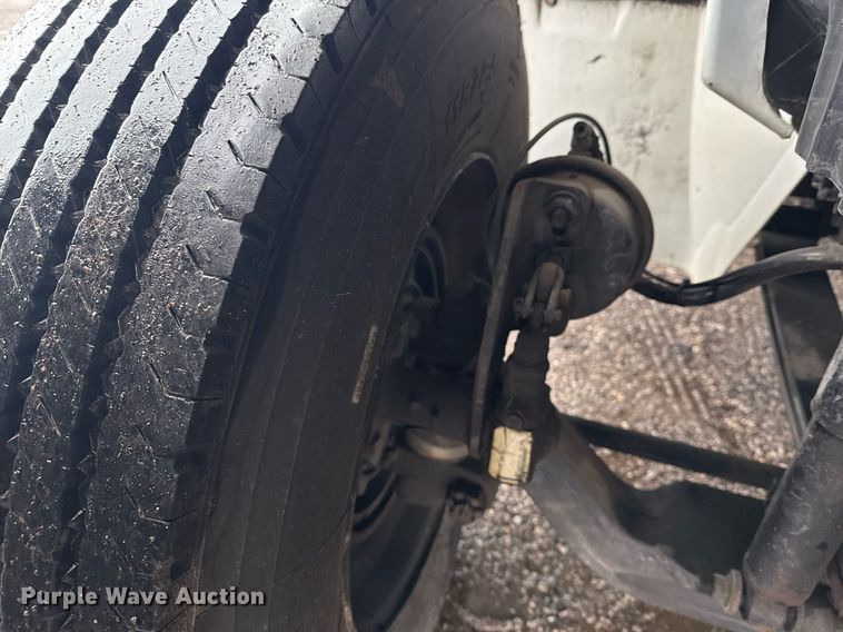 image for item EG2421 2006 International 4300 cable placer bucket truck 