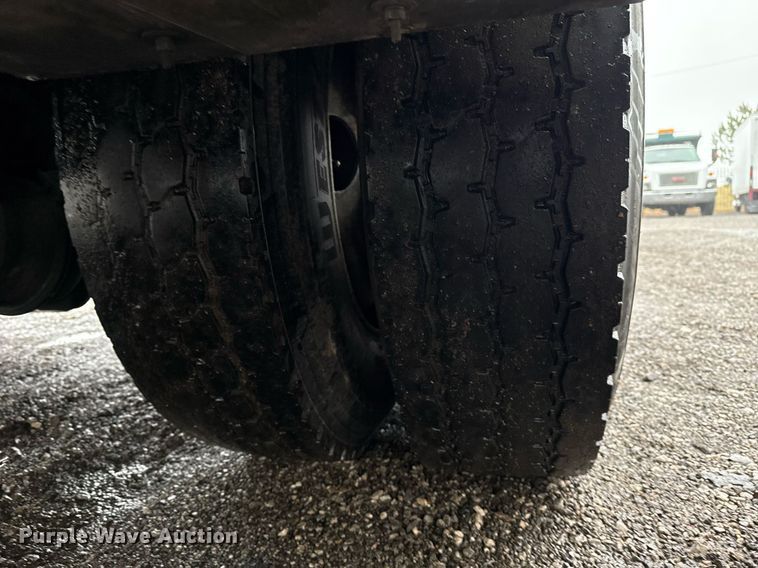 image for item EG2421 2006 International 4300 cable placer bucket truck 