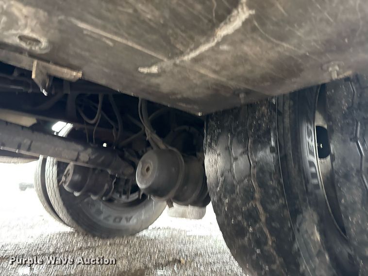 image for item EG2421 2006 International 4300 cable placer bucket truck 