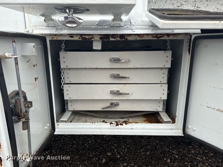 image for item EG2423 2010 Freightliner Business Class M2 crane truck