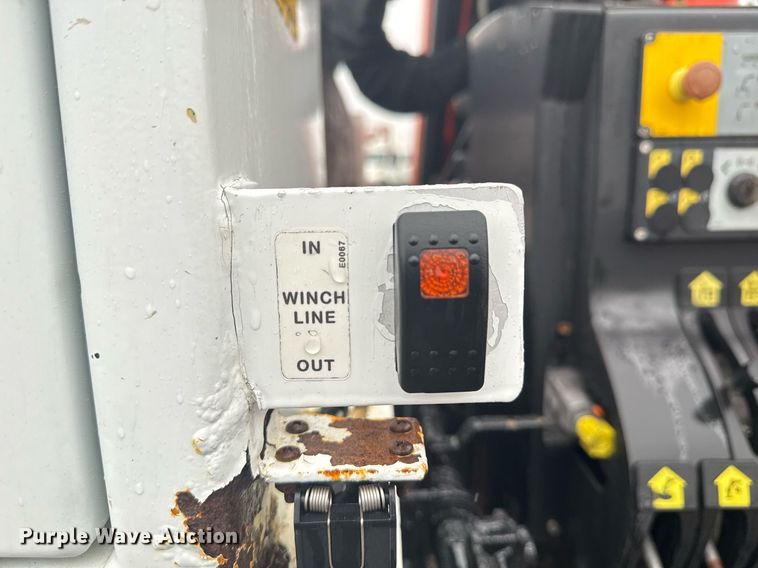 image for item EG2423 2010 Freightliner Business Class M2 crane truck