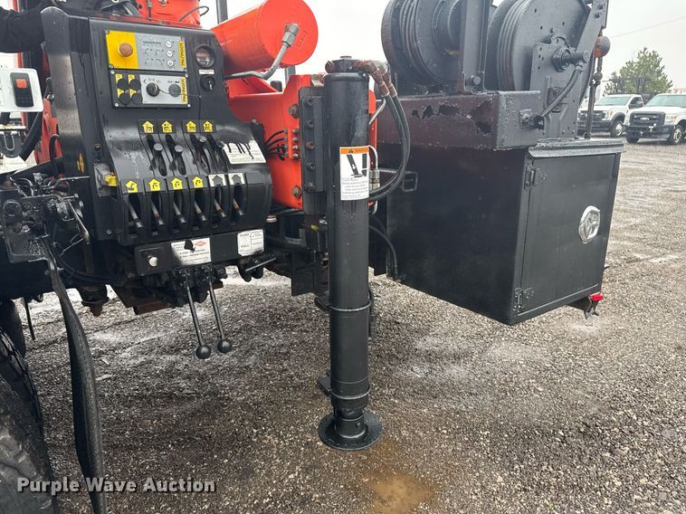 image for item EG2423 2010 Freightliner Business Class M2 crane truck