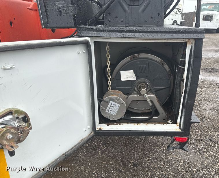 image for item EG2423 2010 Freightliner Business Class M2 crane truck